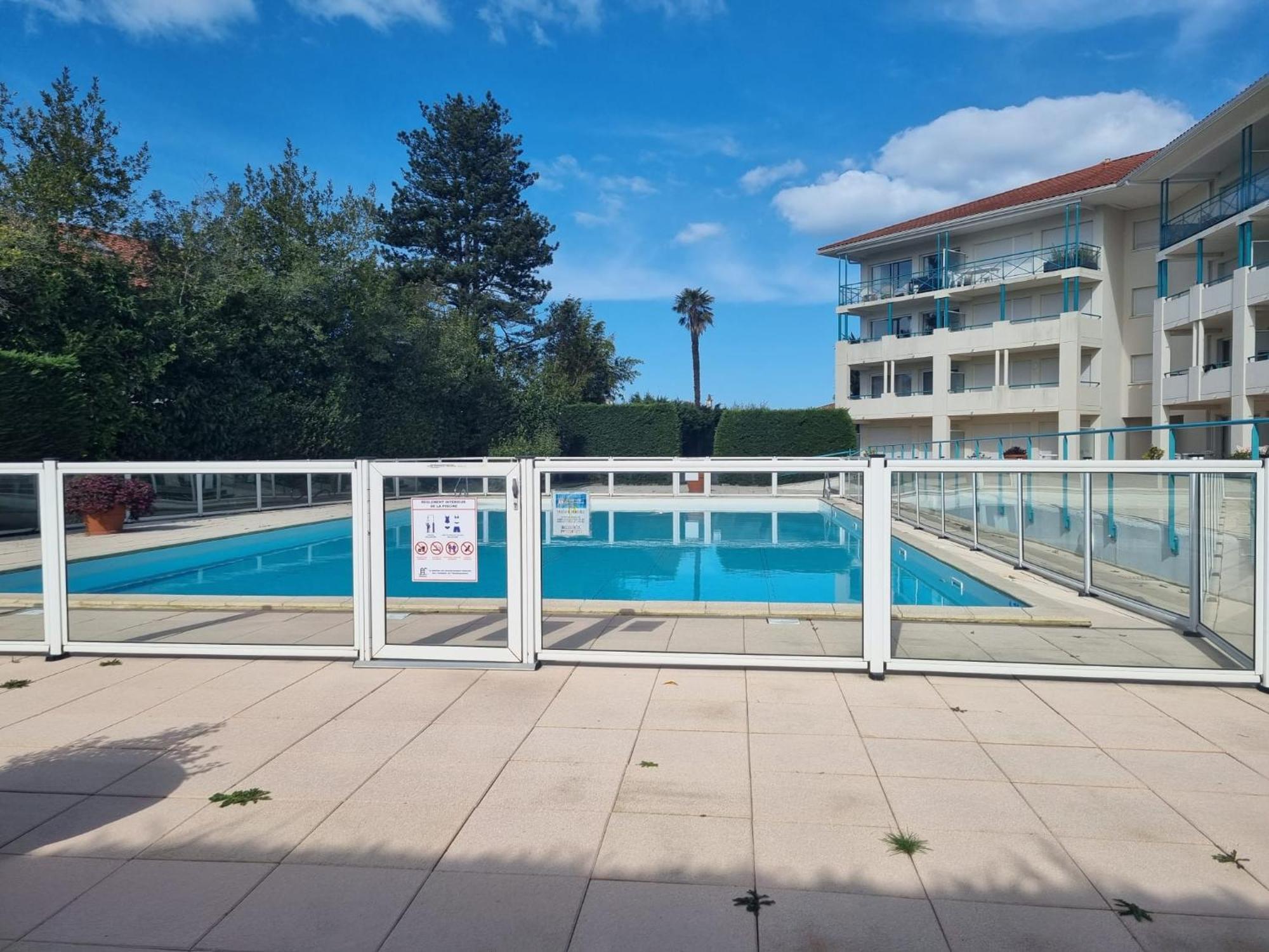 Appartement Du Golf Terrasse Piscine Tout A Pied Сибур Экстерьер фото
